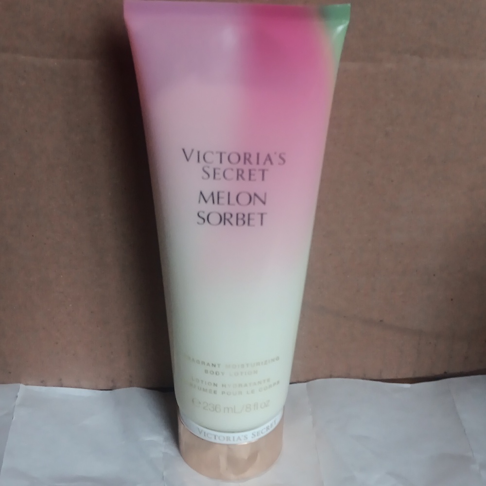 Victoria's Secret lotion